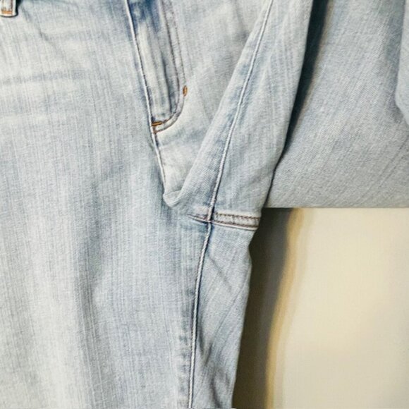 Eileen Fisher Boyfriend Jeans Organic Cotton 14 Light Wash Denim (36x28) - Picture 3 of 8